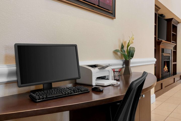 Business Center 20 of 20