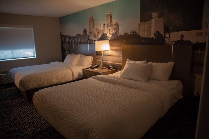 Room 33 of 67