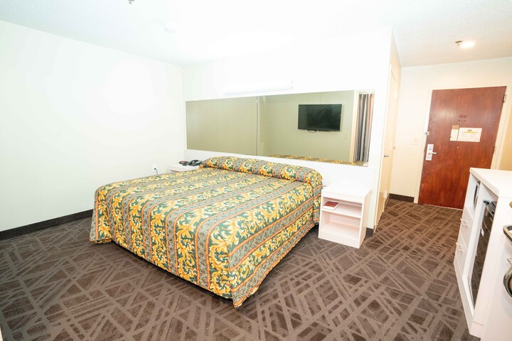 Room 34 of 42
