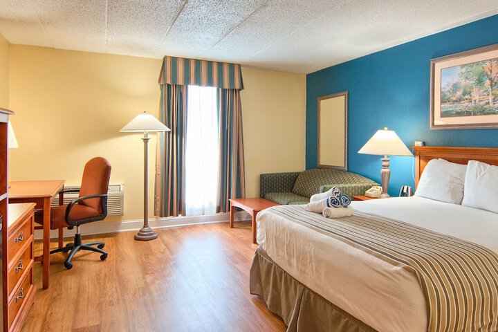 Room 14 of 38