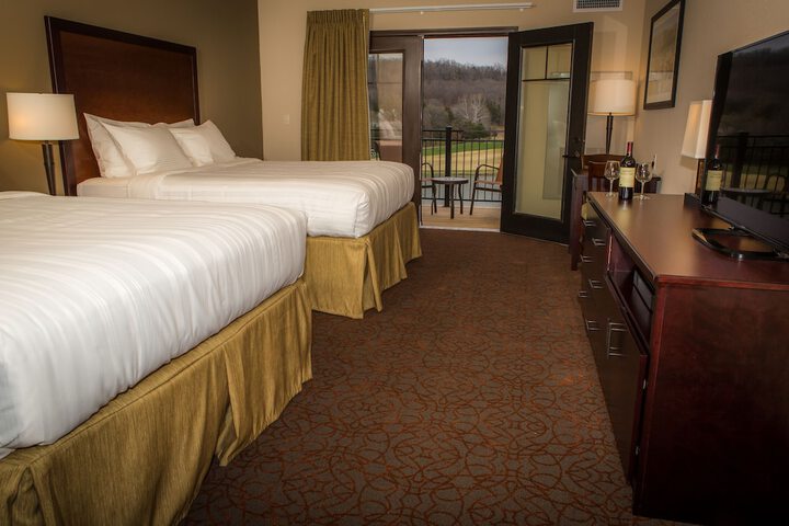 Room 32 of 53
