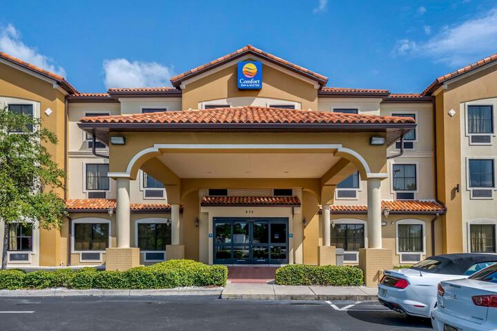 Hotel 2 of 60