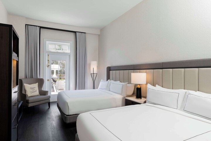Mills House Charleston Curio Collection by Hilton
