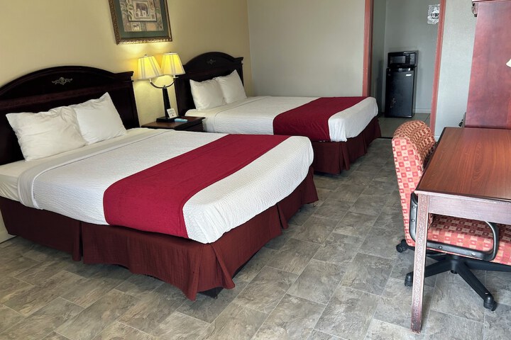 Howards Inn Motel