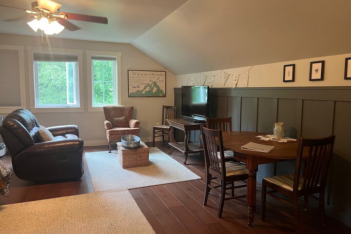 Room 8 of 29