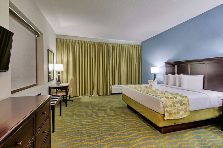 Room 116 of 141