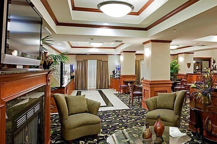 Holiday Inn Express Ada by IHG
