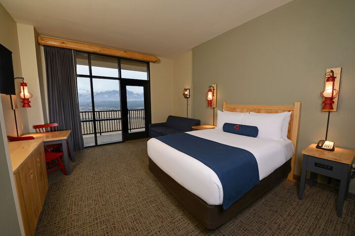 Room 21 of 49