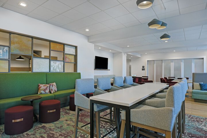 Hotel Interior 5 of 41
