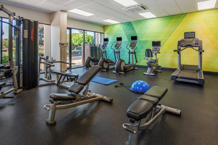 Holiday Inn Oxnard – Ventura by IHG