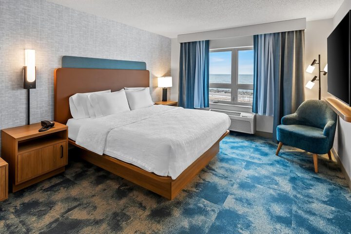 Hampton Inn Duluth Canal Park