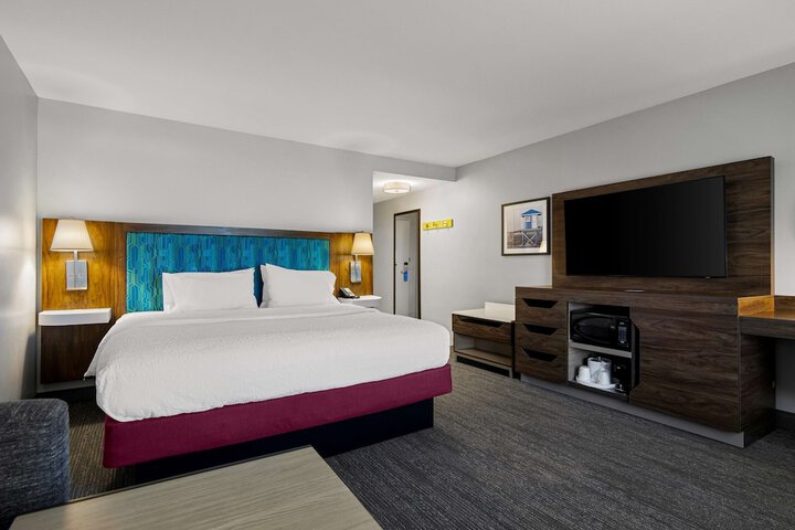 Room 20 of 37