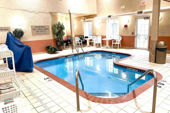 Pool 10 of 109
