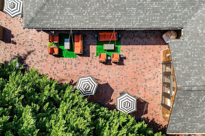 Peri Social House