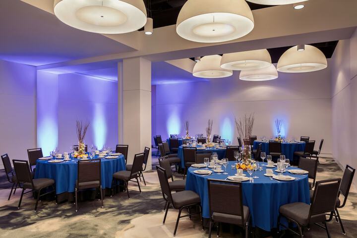 Ballroom/Hall 64 of 67