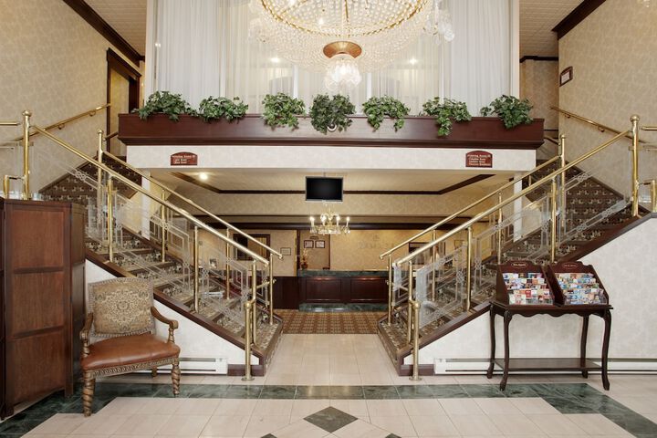 Hotel Interior 6 of 41