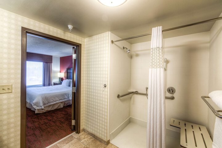 Room 16 of 51