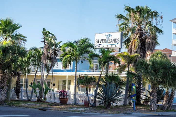Hotel 3 of 68