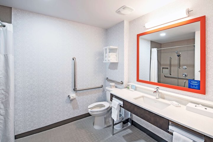 Hampton Inn by Hilton Ottawa