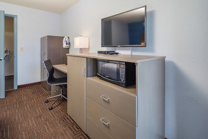 Room 14 of 35
