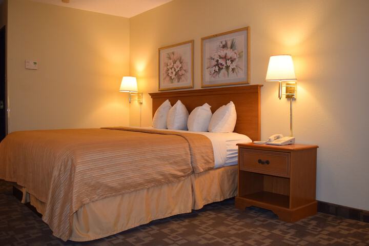 Room 30 of 51