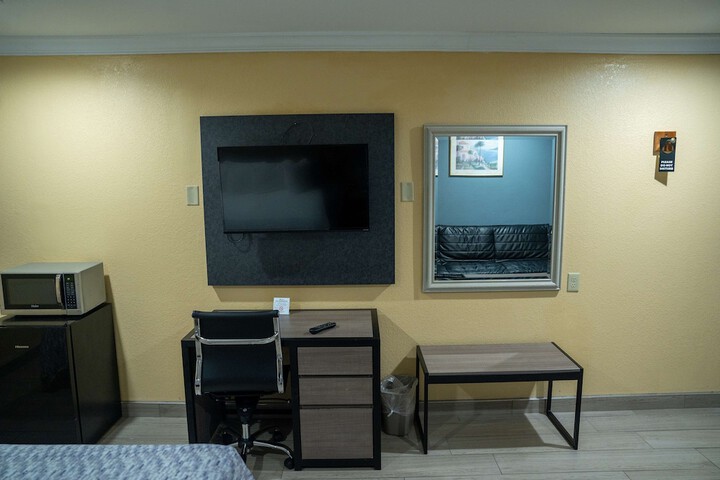 Room 20 of 31