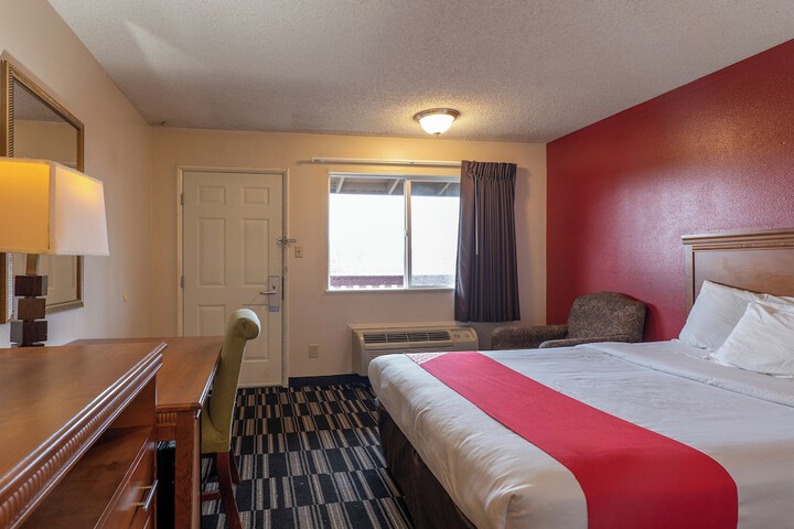 Room 19 of 37