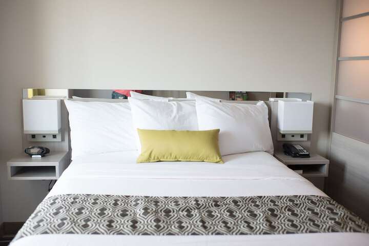 Room 16 of 21