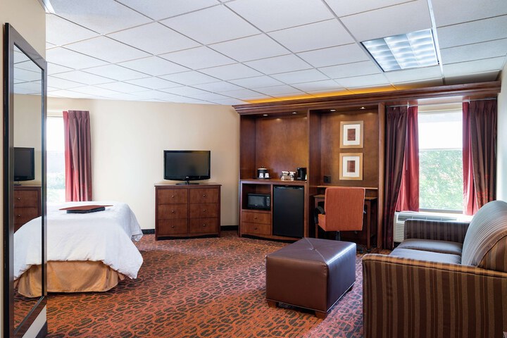 Room 12 of 29