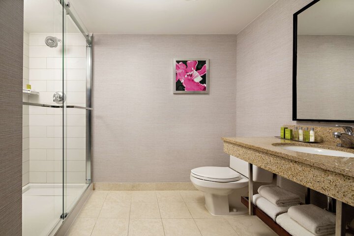 Room 15 of 48