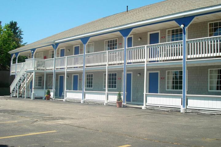 GuestLodge