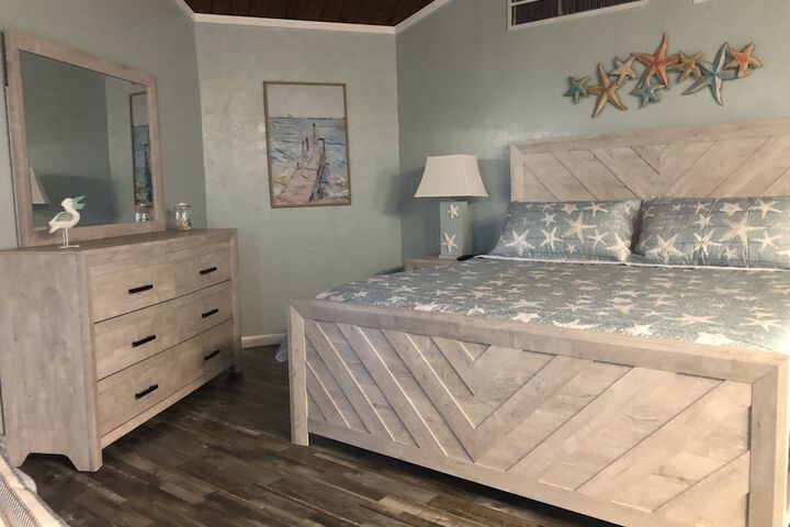 Room 28 of 51