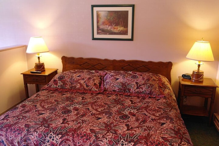 Room 13 of 30