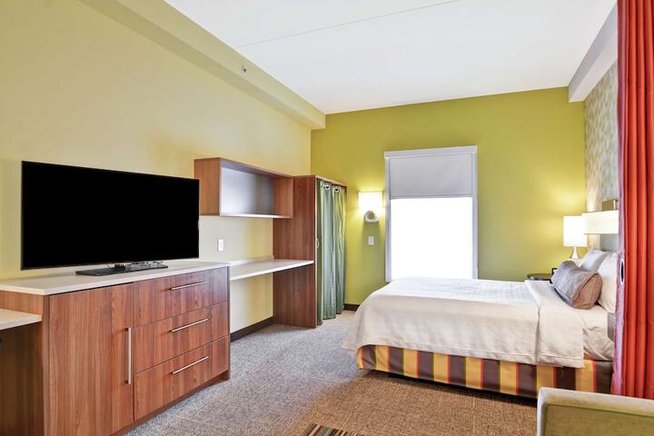 Room 16 of 32