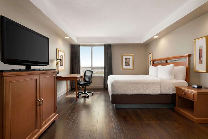 Room 10 of 67