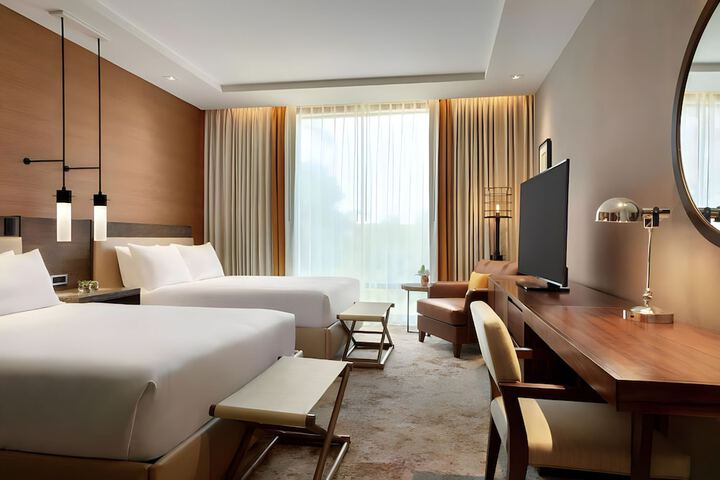 Hoodoo Moab Curio Collection by Hilton