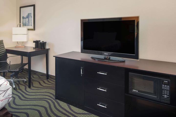 Room 21 of 30