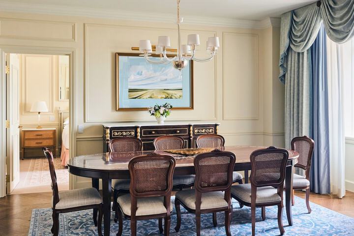 The Charleston Place
