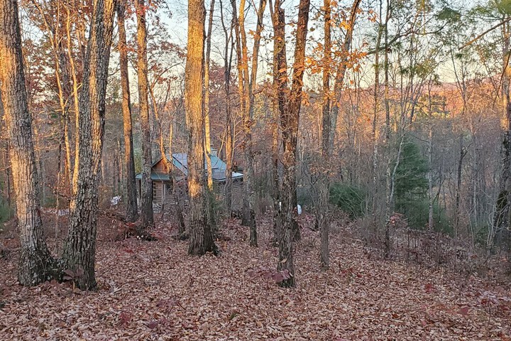Smoky Mountain Lake View Cabin Bristol Tn