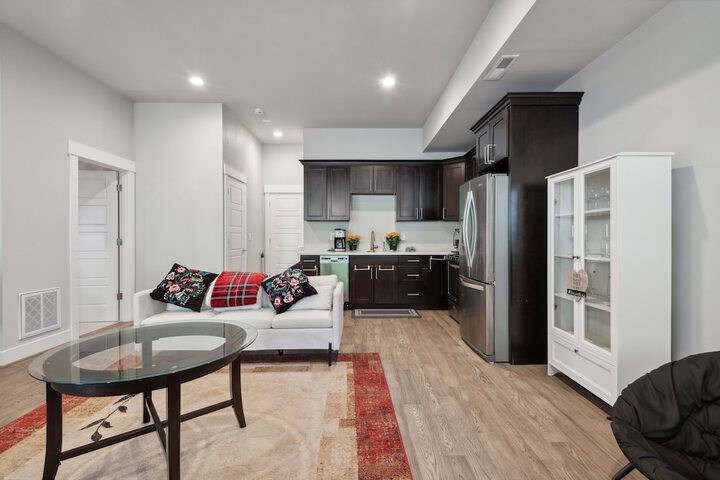 Cozy 1br Retreat in Sammamish 1 Bedroom Apts