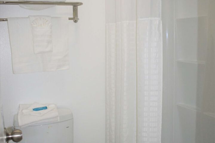 Room 19 of 25