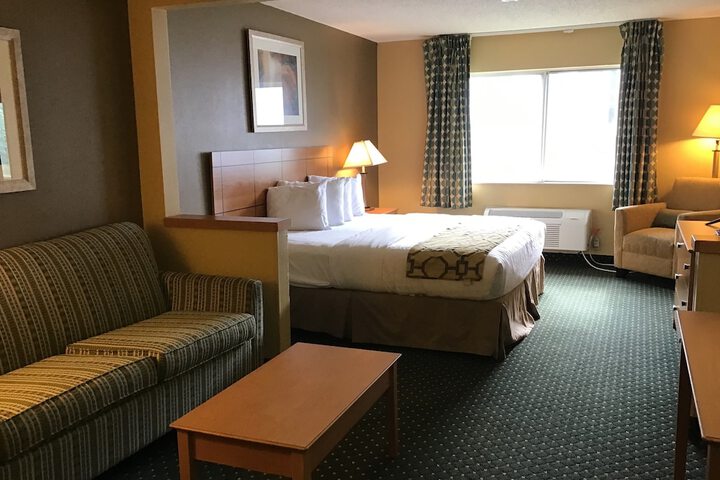 Room 13 of 19