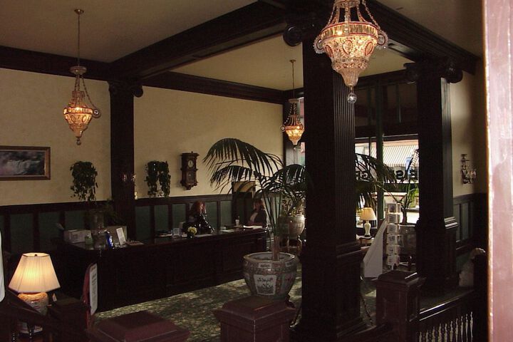 Geiser Grand Hotel