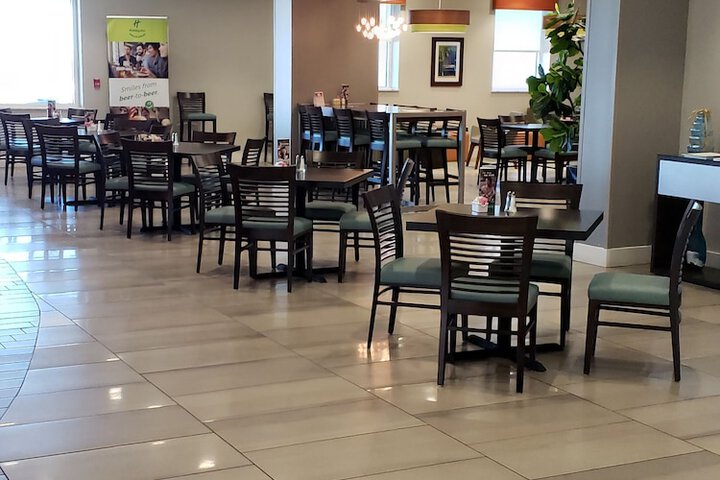 Holiday Inn & Suites Daytona Beach on the Ocean by IHG