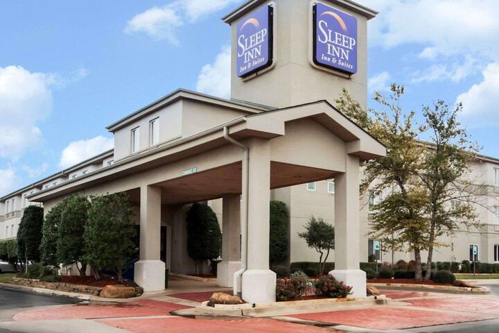 Sleep Inn & Suites Edmond near University
