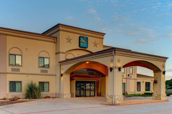 Hotel 2 of 31