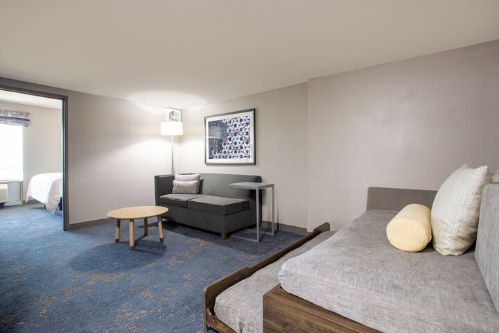 Room 37 of 105