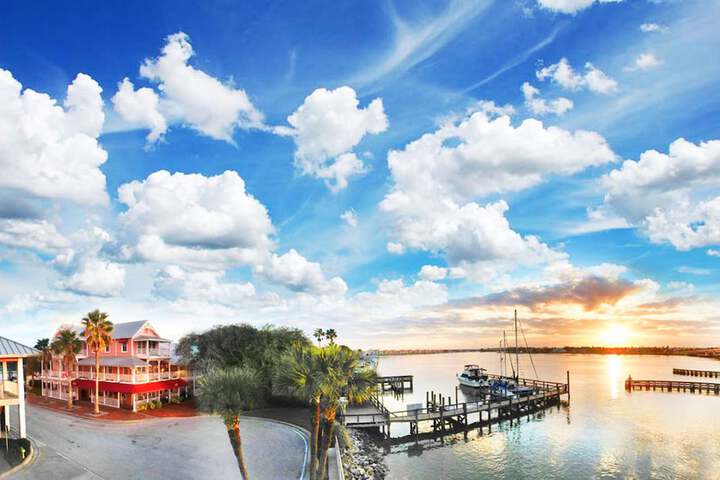 The Riverview Hotel
