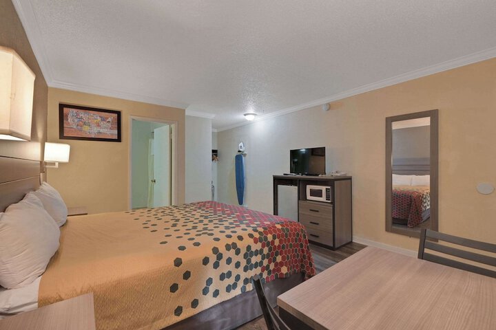 Room 48 of 49