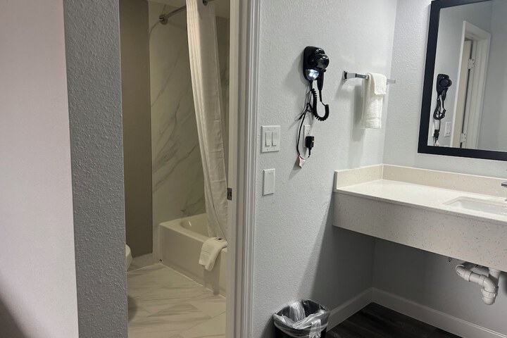 Room 55 of 56
